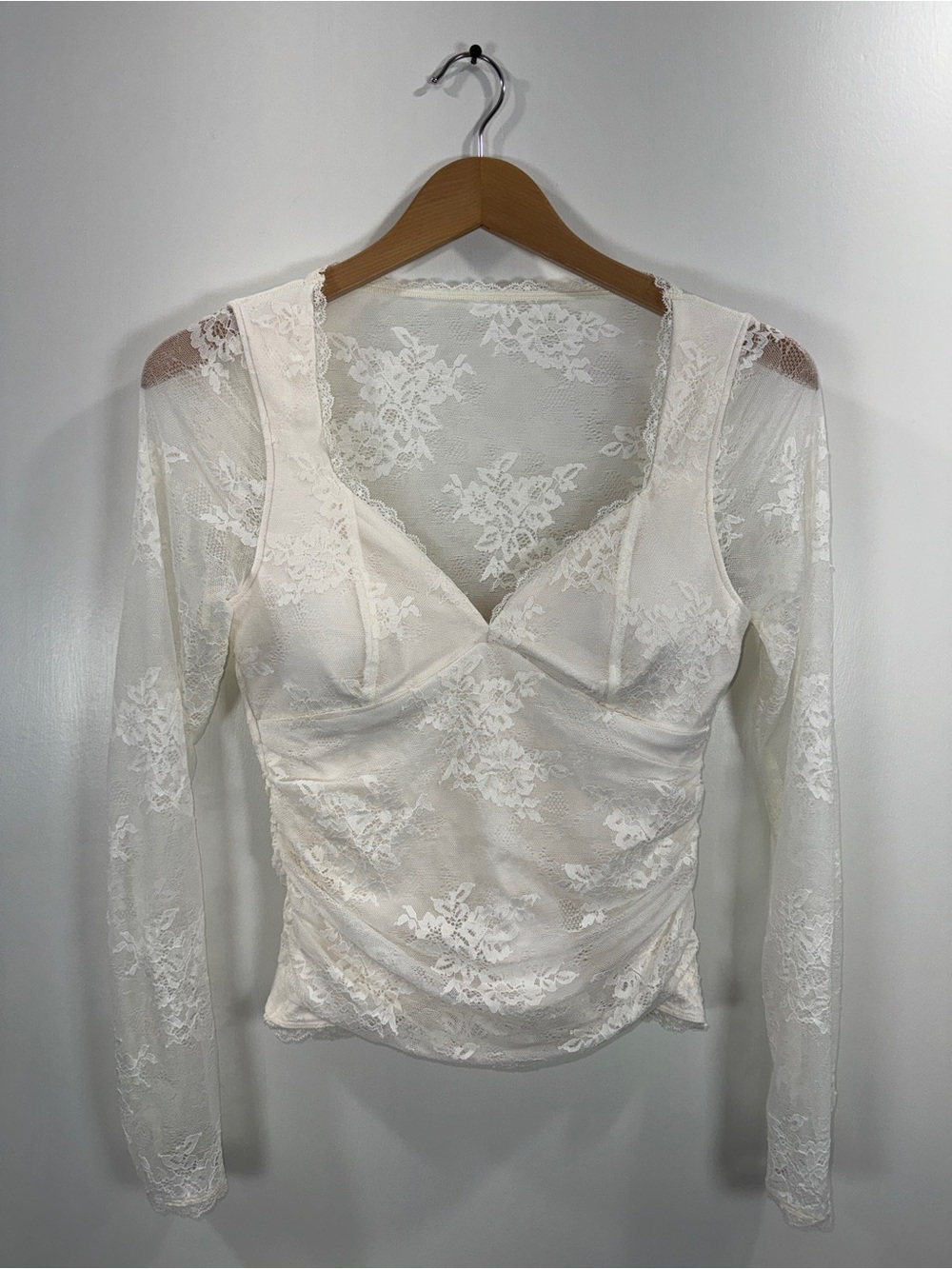 WSH155 {Abercrombie} "Bra Free Collection" Ivory Full Lace Long Sleeve Blouse
